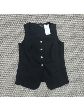 Sleeveless Black Button-Front Vest